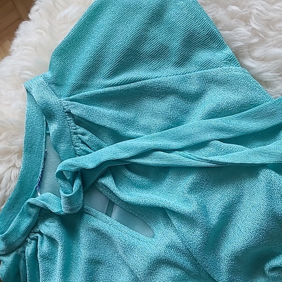 1970's Turquoise Terry cloth/Polyester Dress Size 12/14 with tie& elastic waist - Picture 5 of 11